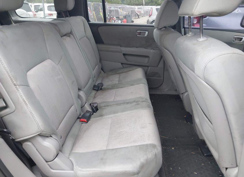 Photo 8 of 2012 Honda Pilot EX (VIN 5FNYF4H45CB028222)