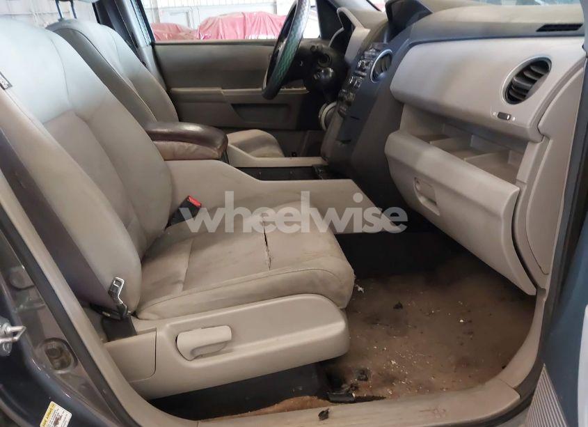 Photo 5 of 2013 Honda Pilot EX (VIN 5FNYF4H45DB015200)