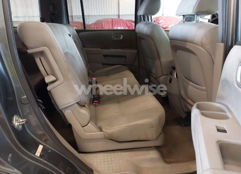 Photo 8 of 2013 Honda Pilot EX (VIN 5FNYF4H45DB015200)
