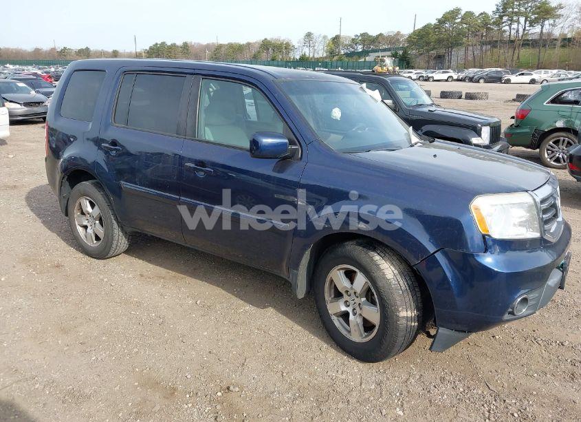 2014 Honda Pilot EX (VIN 5FNYF4H45EB039661) main photo