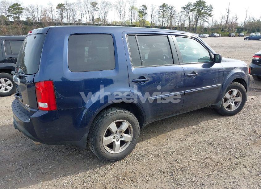 Photo 4 of 2014 Honda Pilot EX (VIN 5FNYF4H45EB039661)