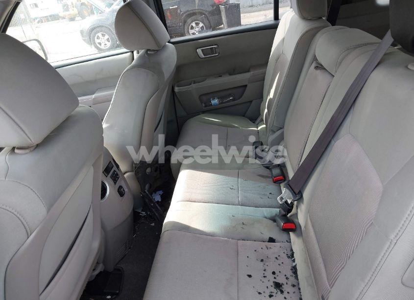 Photo 8 of 2014 Honda Pilot EX (VIN 5FNYF4H45EB039661)