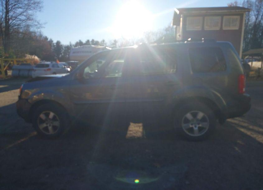 Photo 14 of 2011 Honda Pilot EX (VIN 5FNYF4H46BB028826)