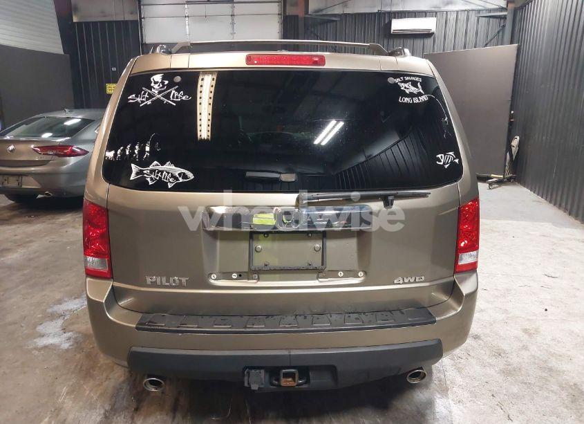 Photo 16 of 2011 Honda Pilot EX (VIN 5FNYF4H46BB105596)