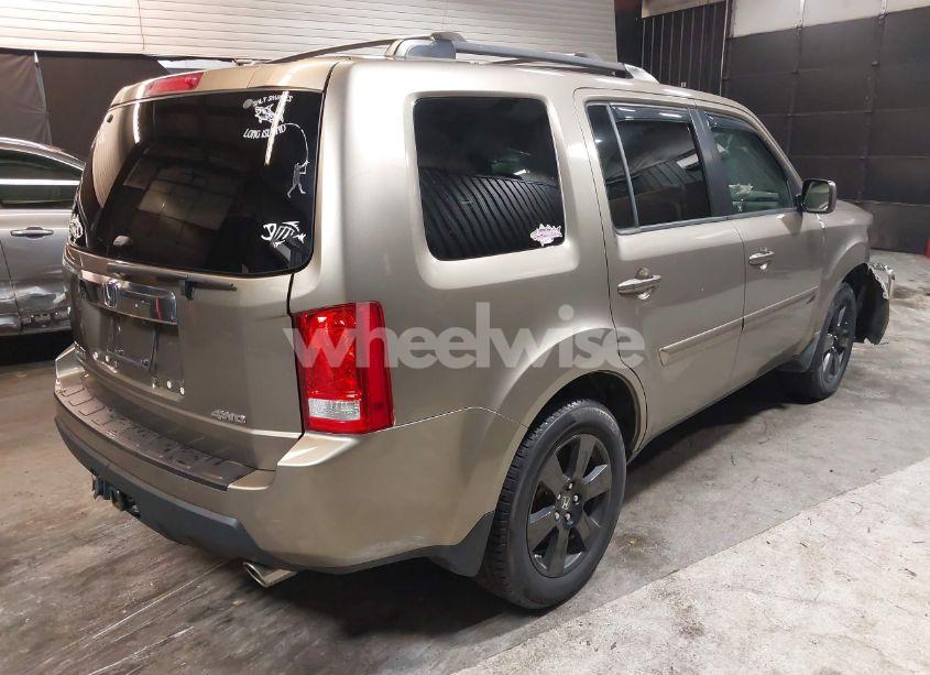 Photo 4 of 2011 Honda Pilot EX (VIN 5FNYF4H46BB105596)