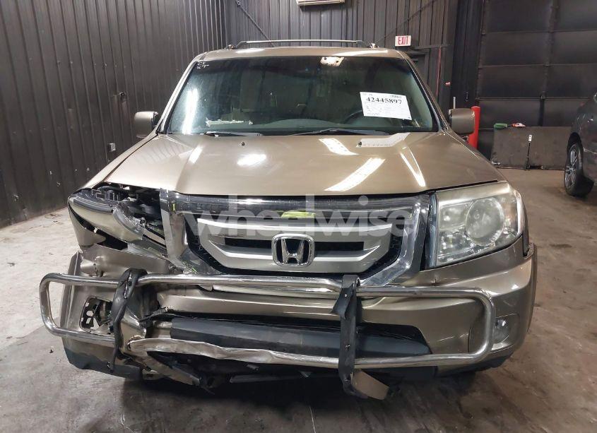 Photo 6 of 2011 Honda Pilot EX (VIN 5FNYF4H46BB105596)