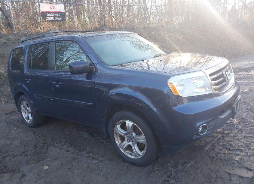 2013 Honda Pilot EX (VIN 5FNYF4H46DB015285) main photo