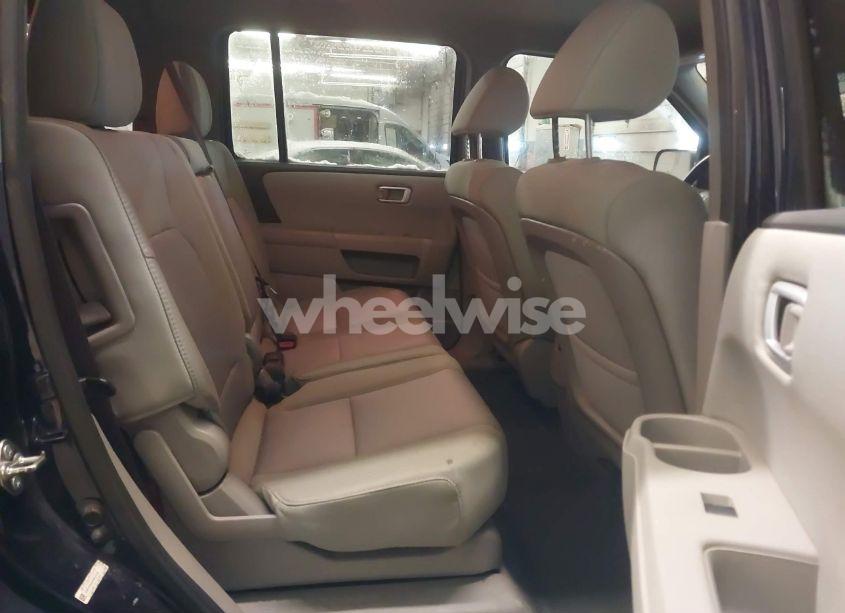 Photo 8 of 2015 Honda Pilot EX (VIN 5FNYF4H46FB073190)