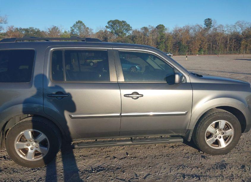 Photo 13 of 2011 Honda Pilot EX (VIN 5FNYF4H47BB055873)