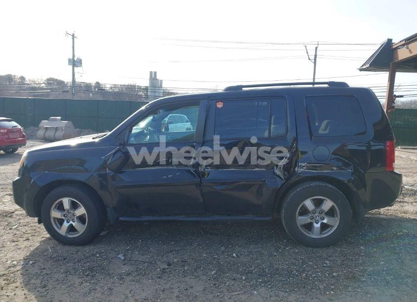 Photo 14 of 2011 Honda Pilot EX (VIN 5FNYF4H47BB091286)