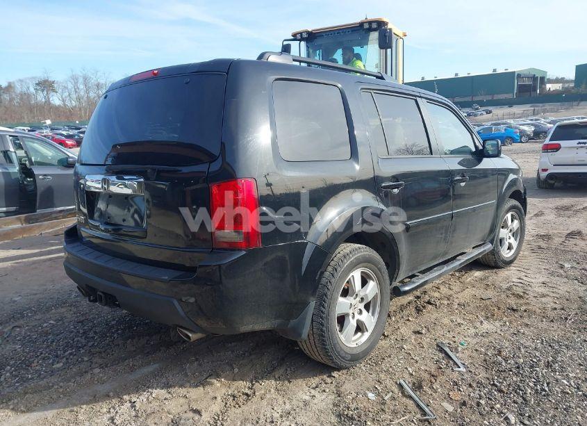 Photo 4 of 2011 Honda Pilot EX (VIN 5FNYF4H47BB091286)