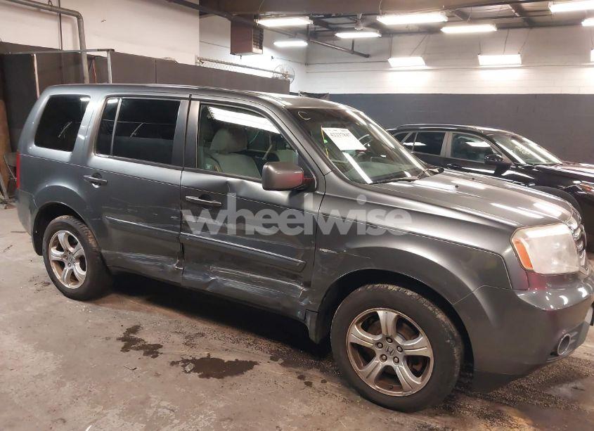 Photo 6 of 2012 Honda Pilot EX (VIN 5FNYF4H47CB023555)