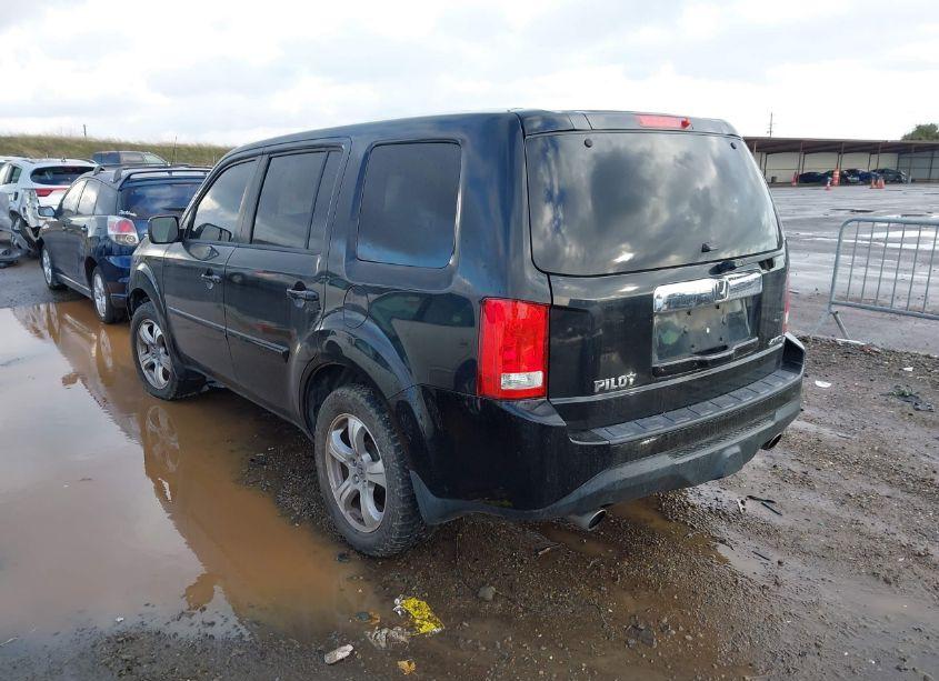 Photo 3 of 2012 Honda Pilot EX (VIN 5FNYF4H47CB080886)