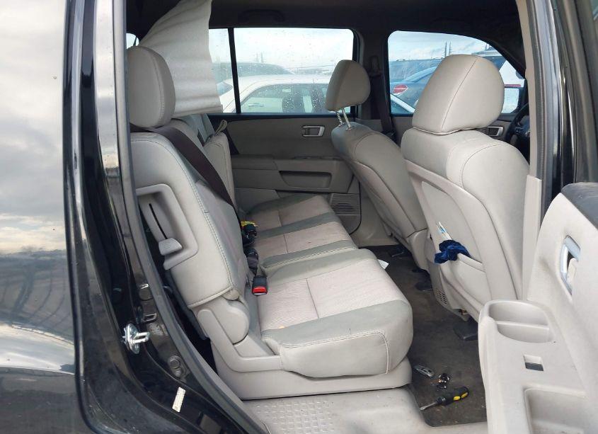 Photo 8 of 2012 Honda Pilot EX (VIN 5FNYF4H47CB080886)