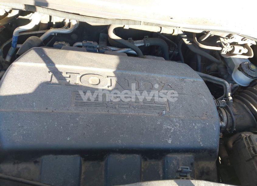 Photo 10 of 2014 Honda Pilot EX (VIN 5FNYF4H47EB014485)