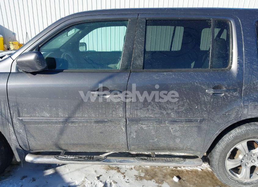 Photo 14 of 2014 Honda Pilot EX (VIN 5FNYF4H47EB014485)
