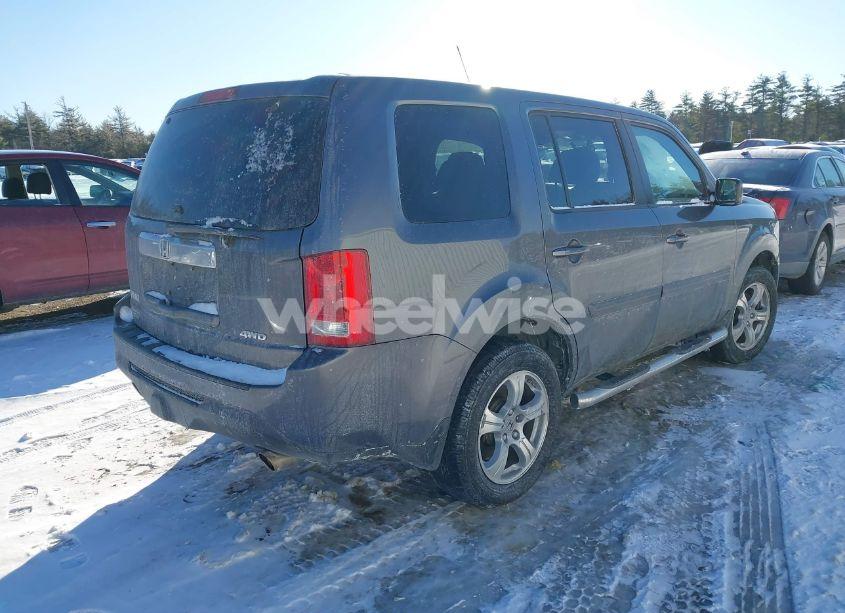 Photo 4 of 2014 Honda Pilot EX (VIN 5FNYF4H47EB014485)