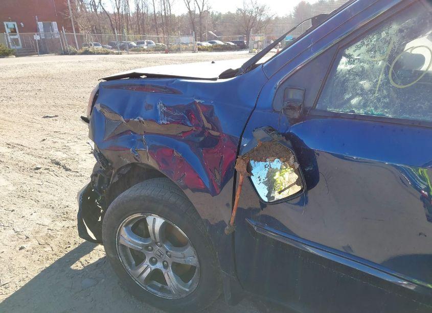 Photo 21 of 2015 Honda Pilot EX (VIN 5FNYF4H47FB016836)