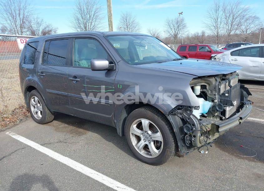 2015 Honda Pilot EX (VIN 5FNYF4H47FB043549) main photo