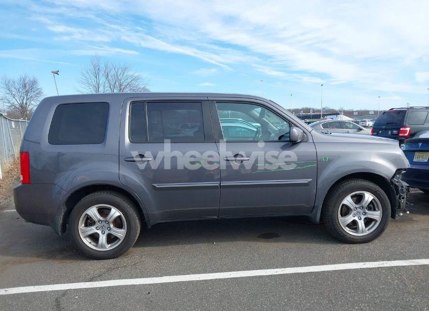 Photo 13 of 2015 Honda Pilot EX (VIN 5FNYF4H47FB043549)