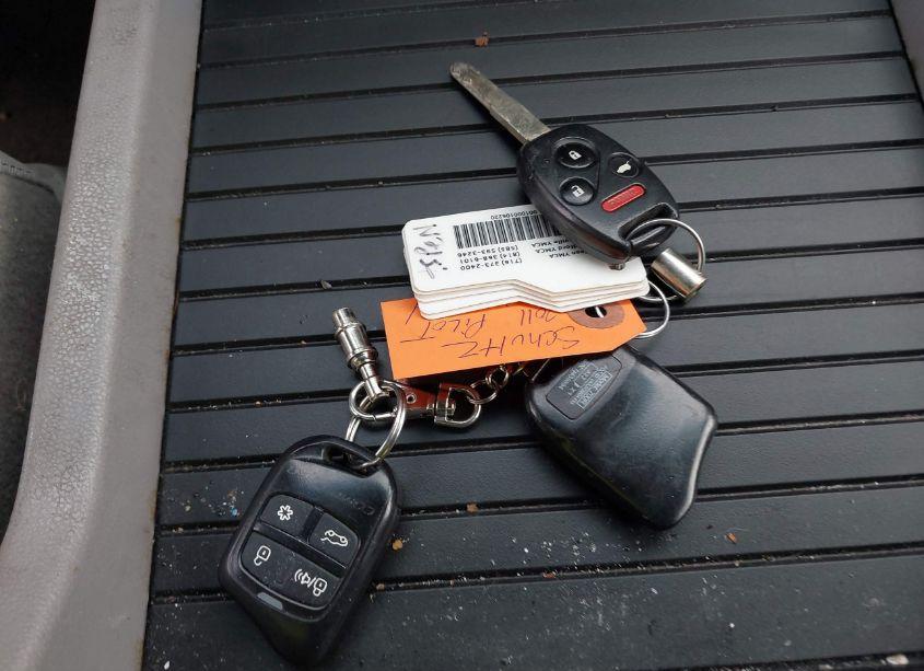 Photo 11 of 2011 Honda Pilot EX (VIN 5FNYF4H48BB034451)