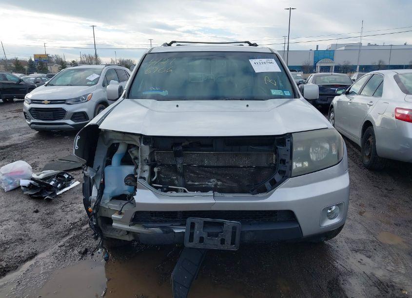 Photo 12 of 2011 Honda Pilot EX (VIN 5FNYF4H48BB034451)
