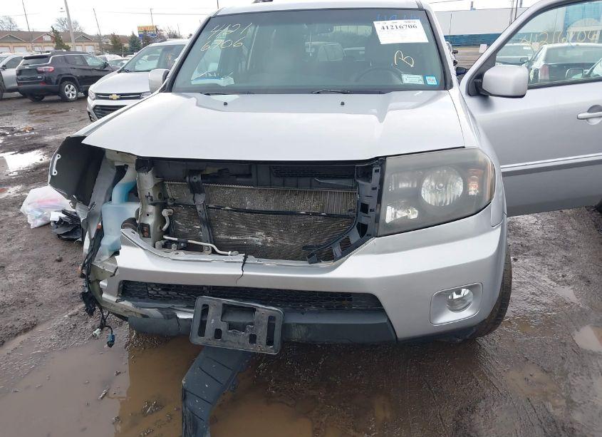 Photo 6 of 2011 Honda Pilot EX (VIN 5FNYF4H48BB034451)