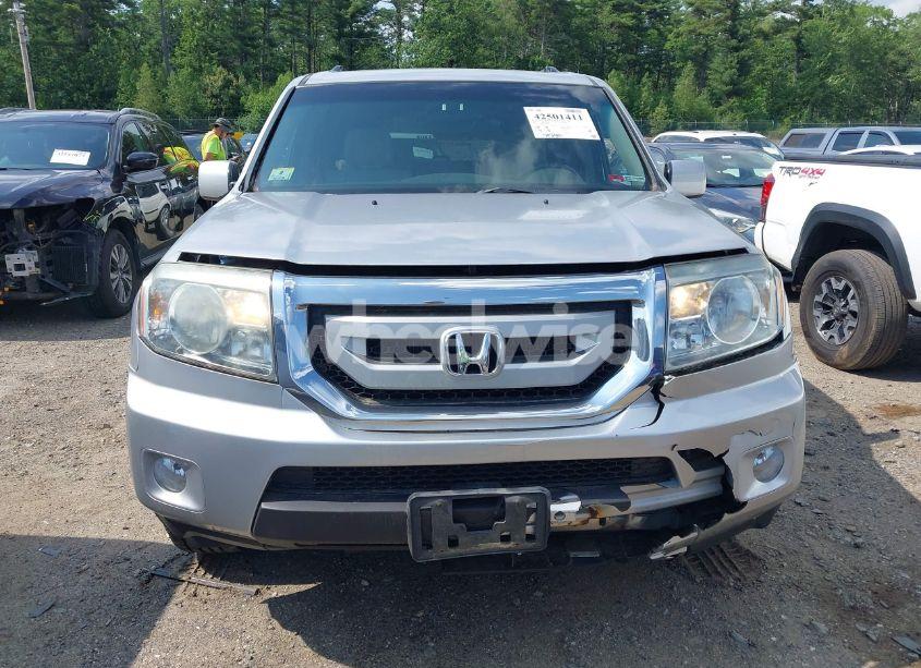 Photo 12 of 2011 Honda Pilot EX (VIN 5FNYF4H48BB064467)