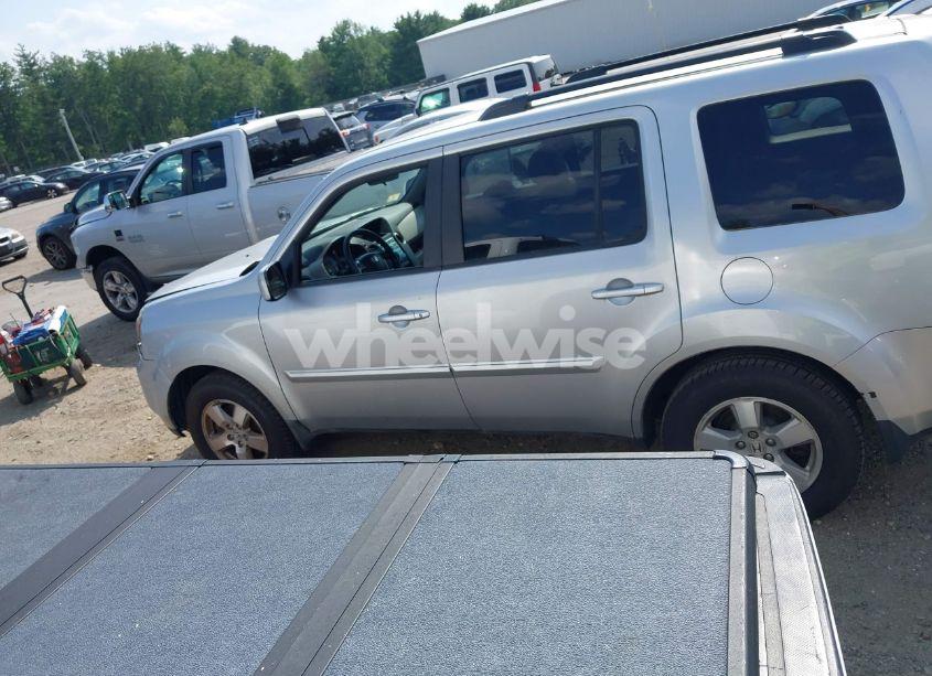 Photo 14 of 2011 Honda Pilot EX (VIN 5FNYF4H48BB064467)