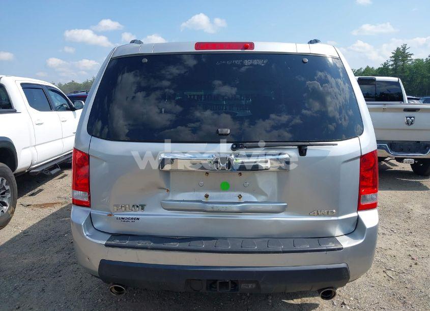 Photo 16 of 2011 Honda Pilot EX (VIN 5FNYF4H48BB064467)