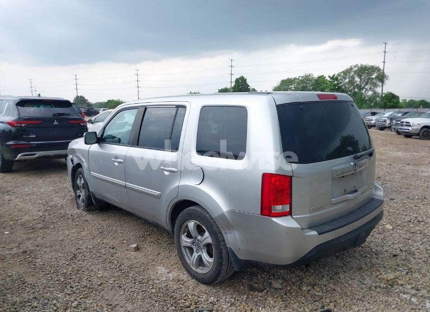 Photo 3 of 2012 Honda Pilot EX (VIN 5FNYF4H48CB001998)