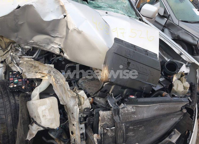 Photo 10 of 2012 Honda Pilot EX (VIN 5FNYF4H48CB007963)