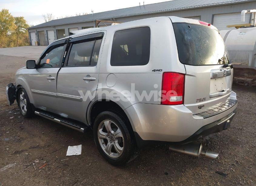 Photo 3 of 2012 Honda Pilot EX (VIN 5FNYF4H48CB007963)