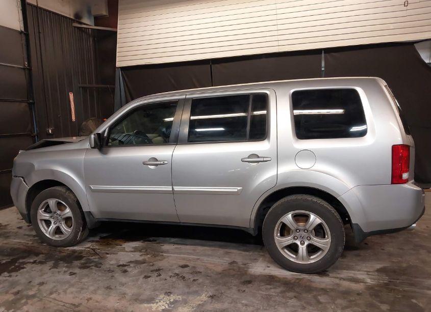 Photo 14 of 2013 Honda Pilot EX (VIN 5FNYF4H48DB029060)