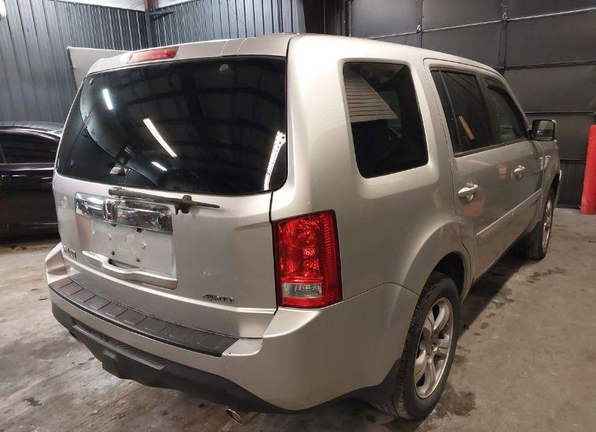 Photo 4 of 2013 Honda Pilot EX (VIN 5FNYF4H48DB029060)