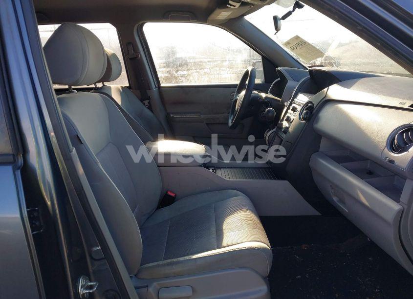 Photo 5 of 2013 Honda Pilot EX (VIN 5FNYF4H48DB034632)
