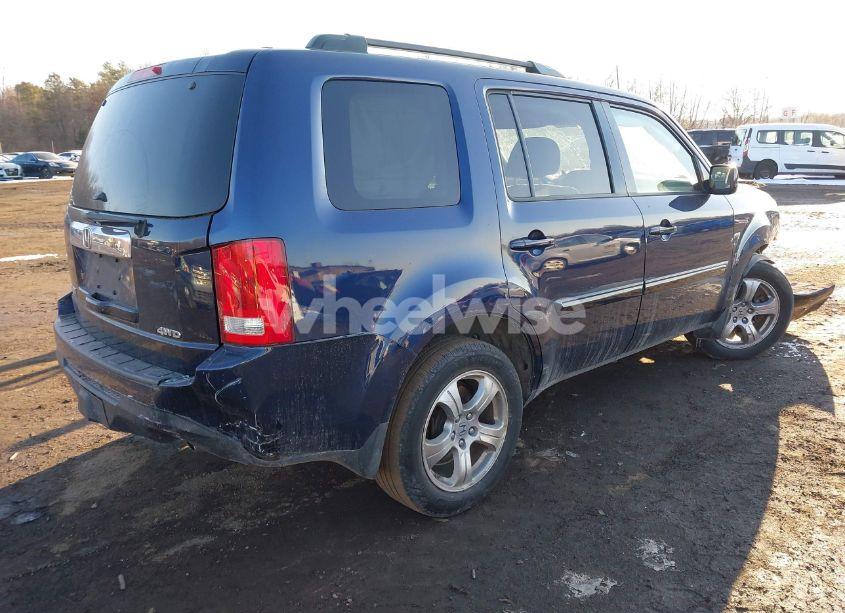Photo 4 of 2013 Honda Pilot EX (VIN 5FNYF4H48DB049017)