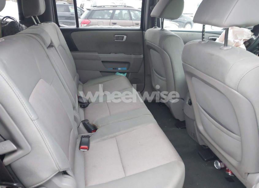 Photo 8 of 2014 Honda Pilot EX (VIN 5FNYF4H48EB031750)