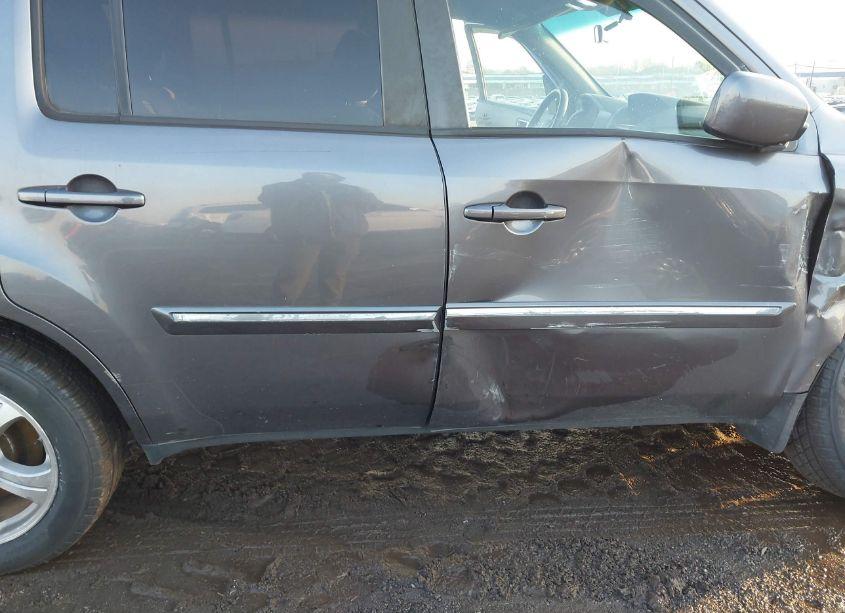 Photo 18 of 2015 Honda Pilot EX (VIN 5FNYF4H48FB054771)