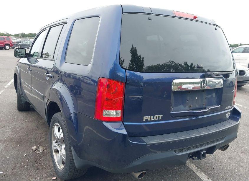 Photo 3 of 2013 Honda Pilot EX (VIN 5FNYF4H49DB007293)