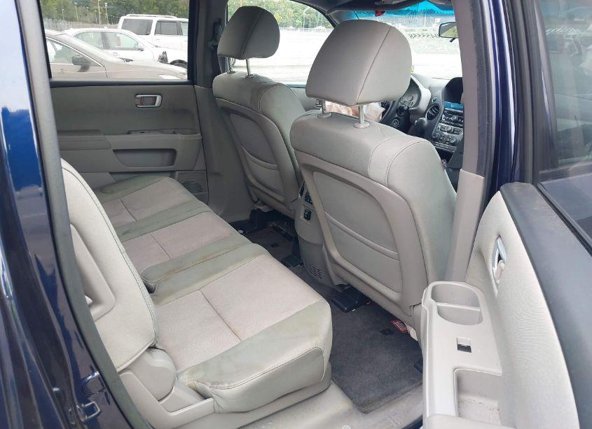 Photo 8 of 2013 Honda Pilot EX (VIN 5FNYF4H49DB007293)