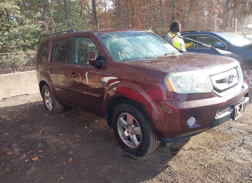2011 Honda Pilot EX (VIN 5FNYF4H4XBB040414) main photo