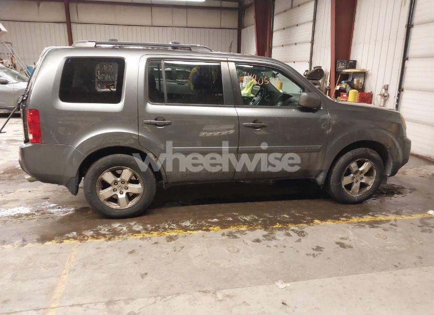 Photo 13 of 2011 Honda Pilot EX (VIN 5FNYF4H4XBB044155)