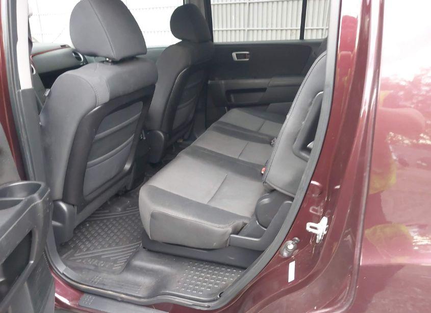 Photo 8 of 2011 Honda Pilot EX (VIN 5FNYF4H4XBB072487)