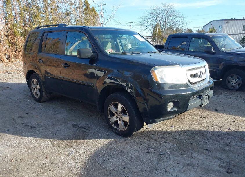2011 Honda Pilot EX (VIN 5FNYF4H4XBB105553) main photo