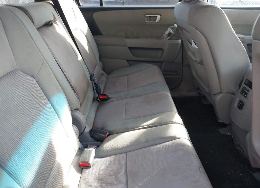 Photo 8 of 2011 Honda Pilot EX (VIN 5FNYF4H4XBB105553)