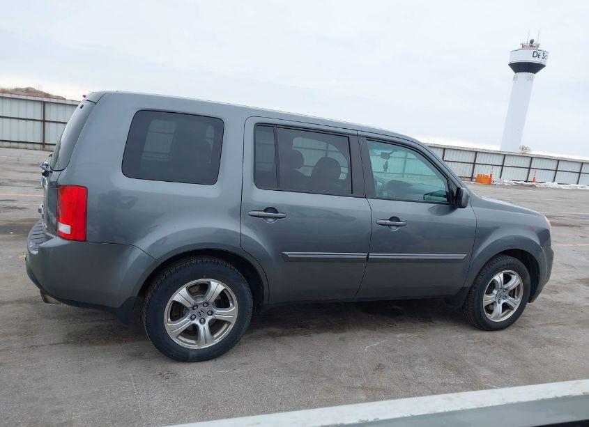 Photo 13 of 2012 Honda Pilot EX (VIN 5FNYF4H4XCB004353)