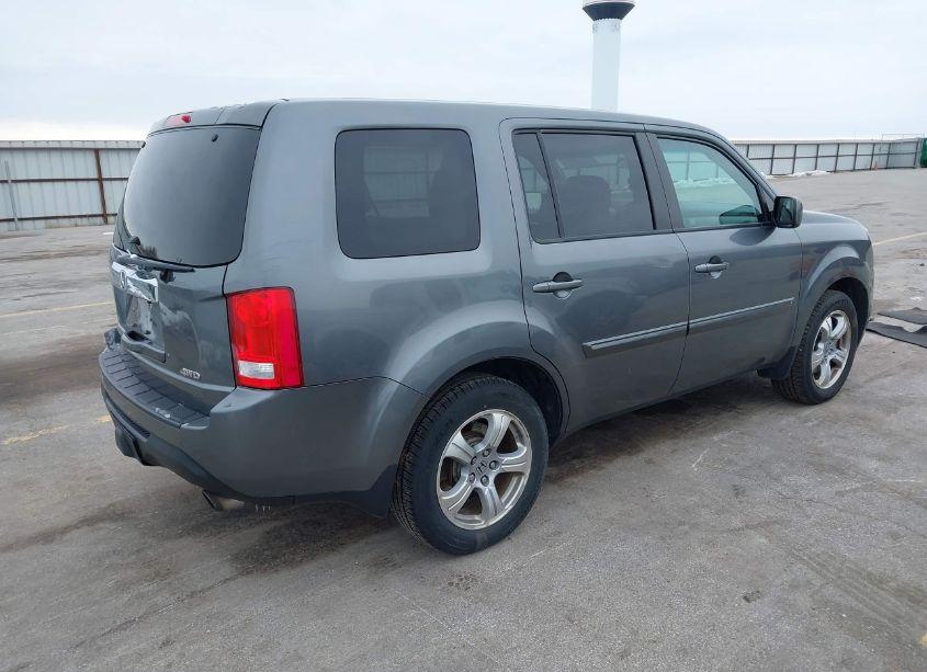 Photo 4 of 2012 Honda Pilot EX (VIN 5FNYF4H4XCB004353)