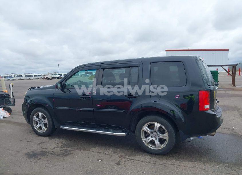 Photo 15 of 2012 Honda Pilot EX (VIN 5FNYF4H4XCB017989)