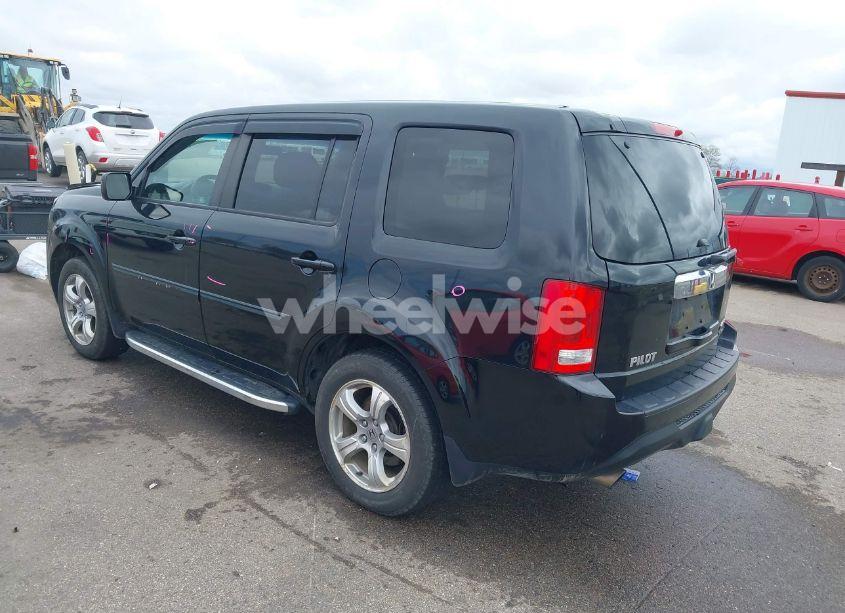 Photo 3 of 2012 Honda Pilot EX (VIN 5FNYF4H4XCB017989)